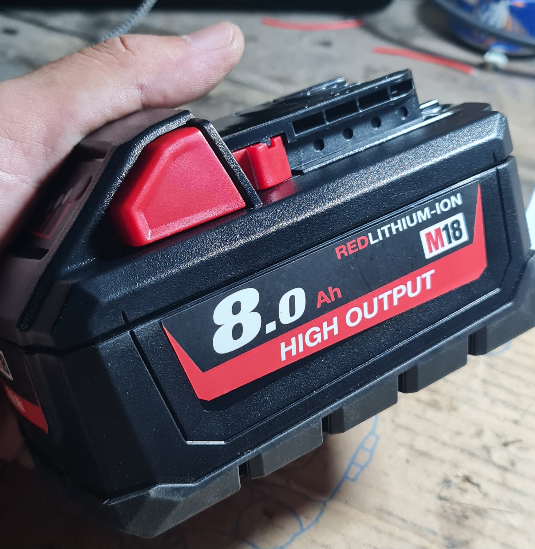 Pin đóng cho máy công cụ